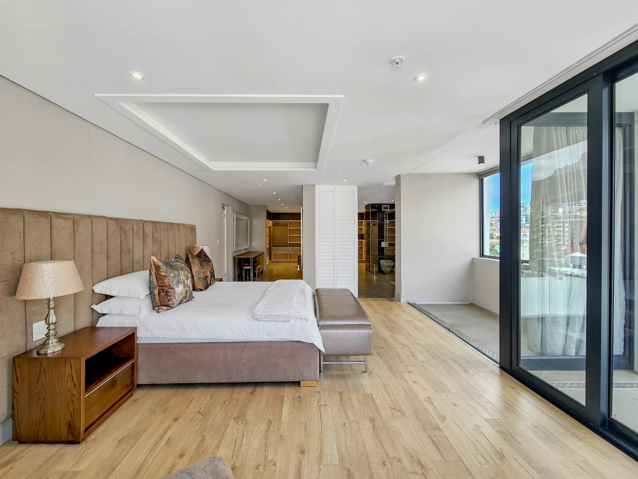 To Let 3 Bedroom Property for Rent in Sea Point Western Cape